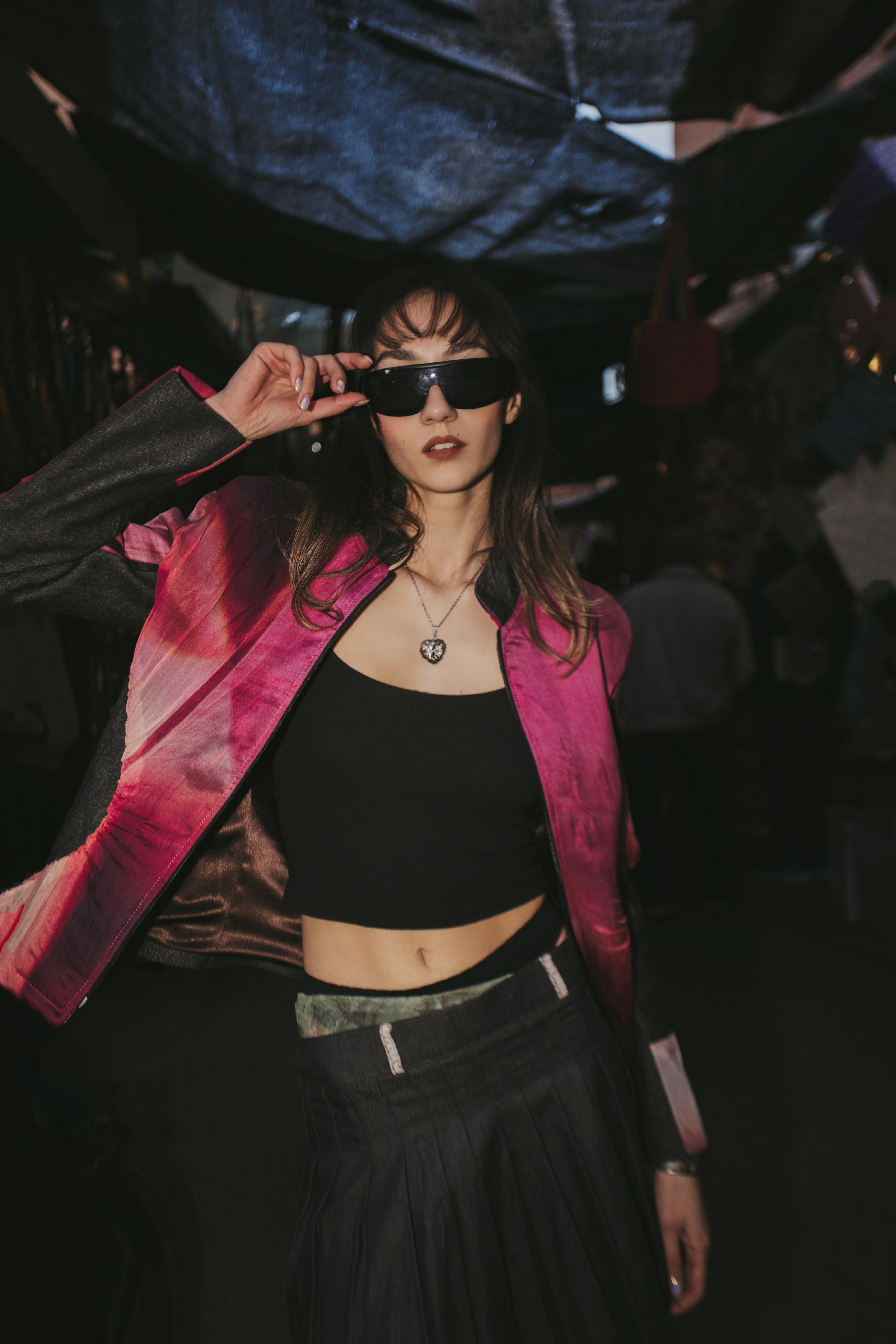 Sexy Vibe: A girl sa